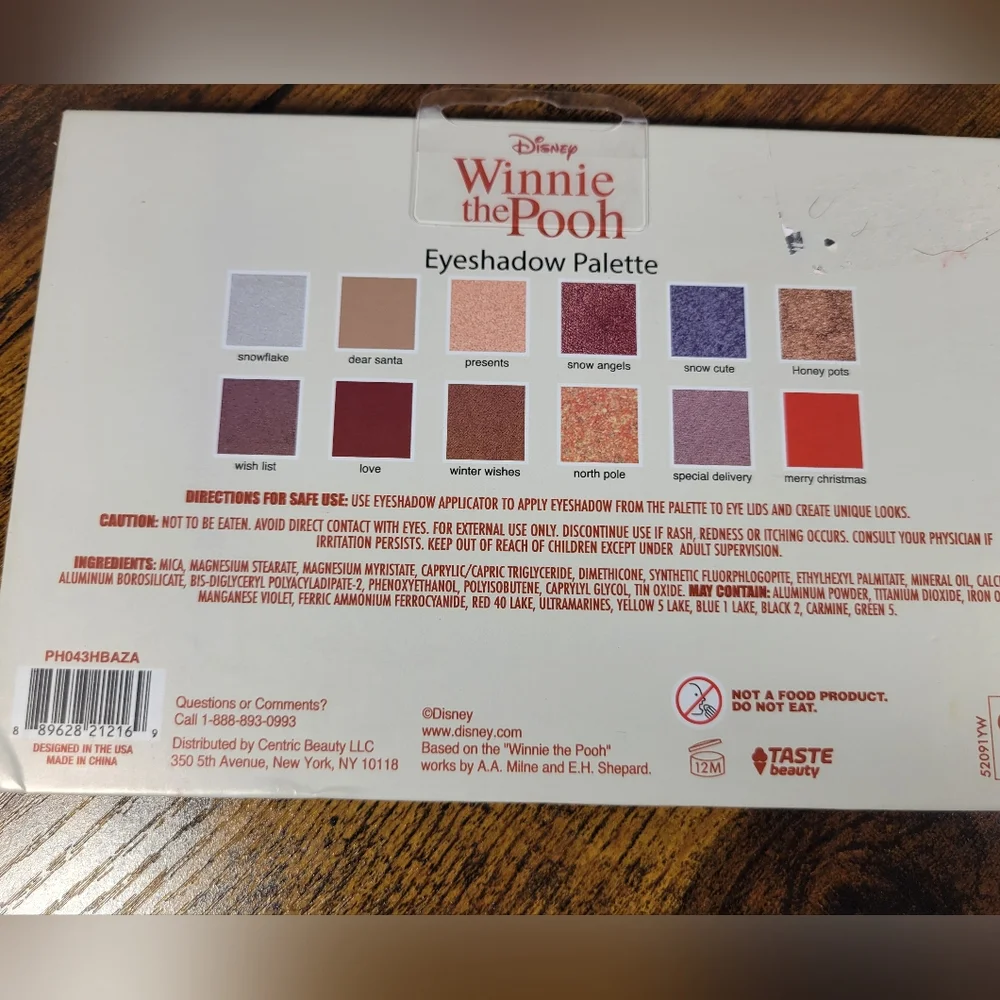 Disney Winnie the Pooh neutral Eyeshadow Palette 12 colors